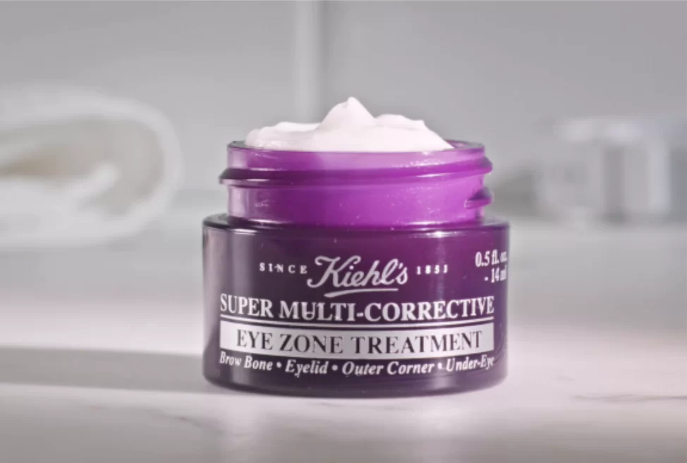 Visibly Corrects all 4 Eye Zones for Brighter, Younger-Looking eyes